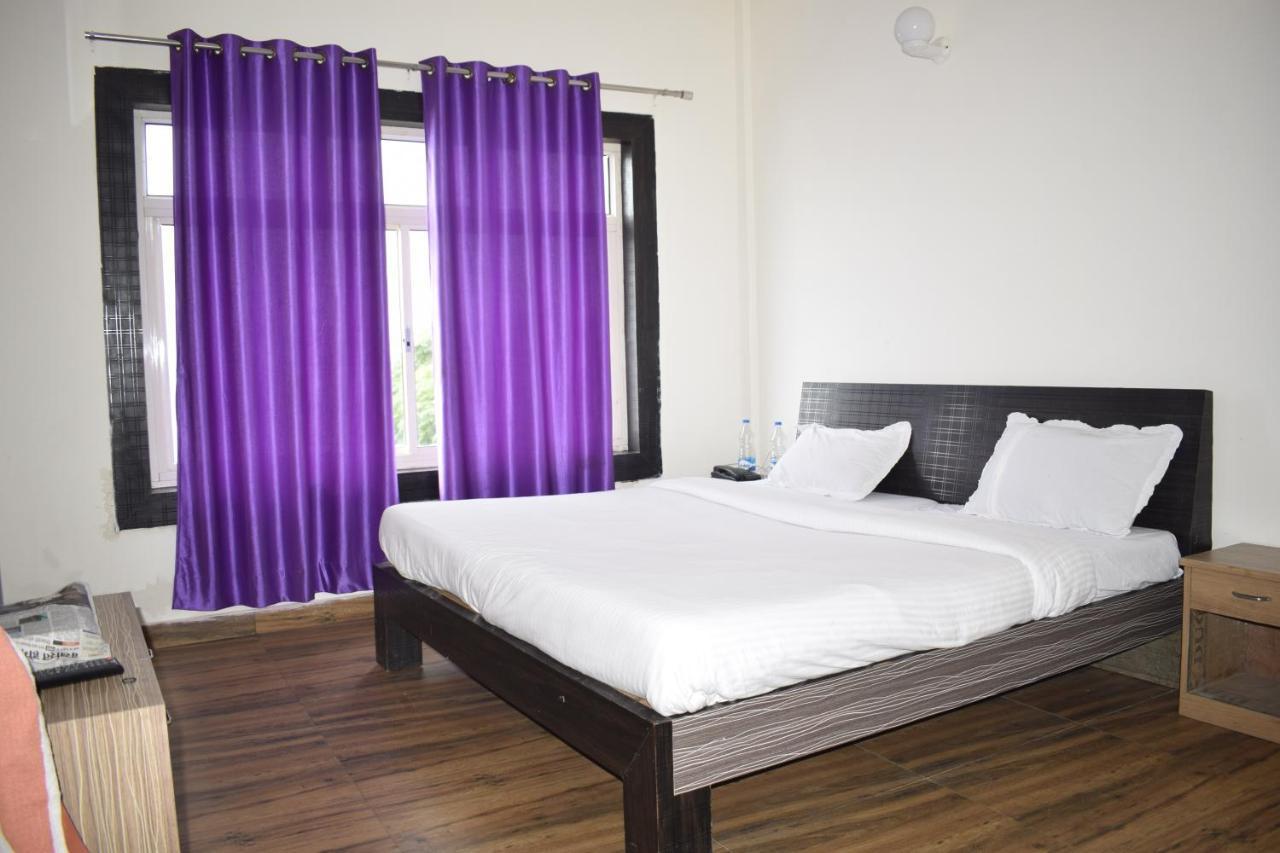 Oyo 23298 Hotel Uttaranchal Inn Nainital Exterior photo